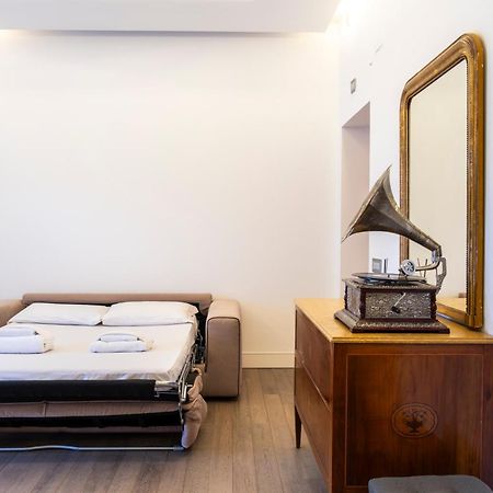 Regina Margherita Home Roma Esterno foto