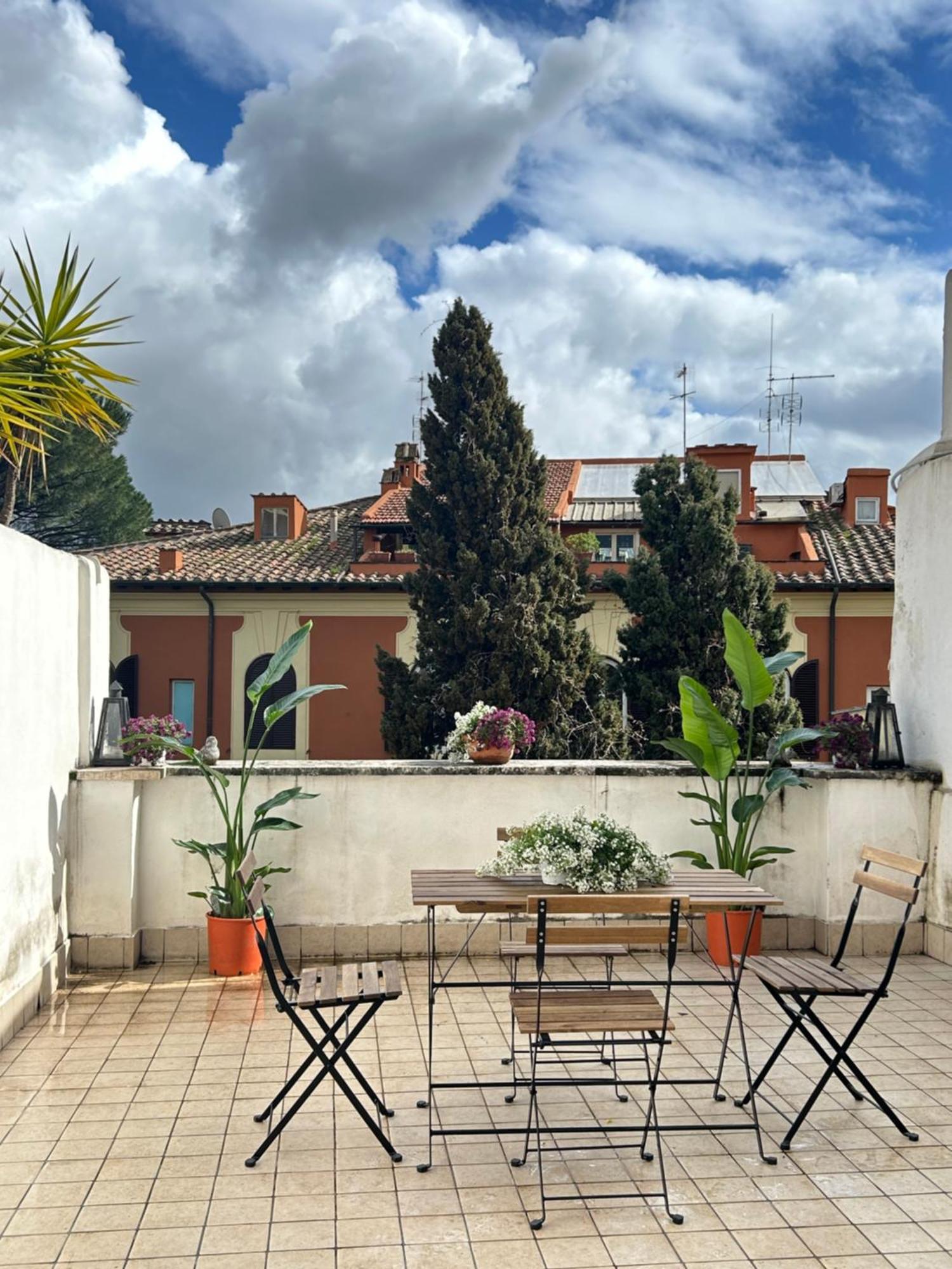 Regina Margherita Home Roma Esterno foto